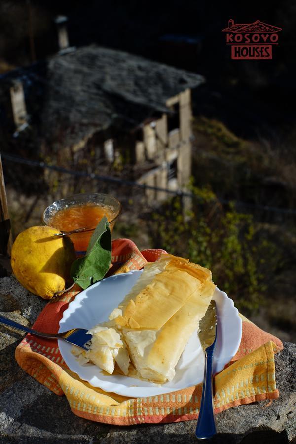 Complex Kosovo Houses 외부 사진